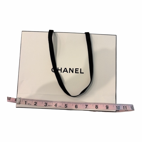 Small Chanel Empty Shopping Gift Decor Bag Reusable Clean White Black Storage - Picture 9 of 15